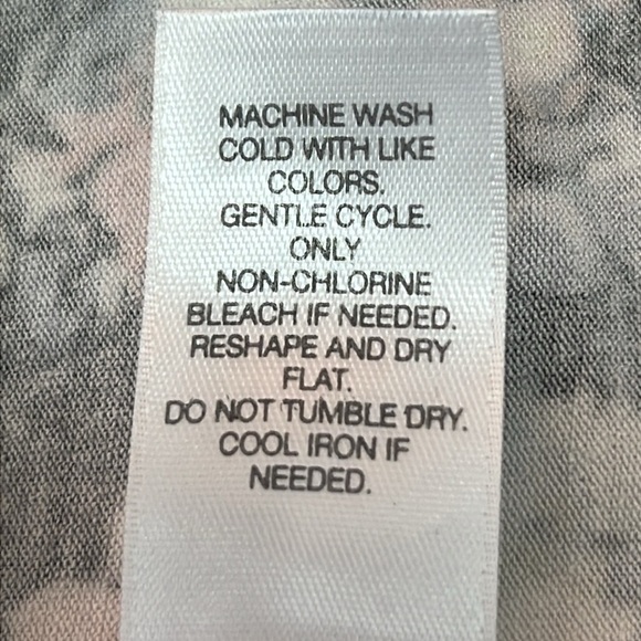 J. Jill Wearever 3/4 Sleeve Tee / Top Sz 2X Black Floral Print Rayon/Spandex EUC - Picture 8 of 10